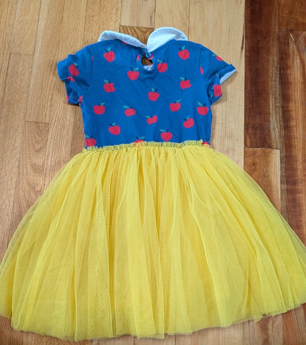Taylor Joelle Apple Dress inspired Snow White - Size 6